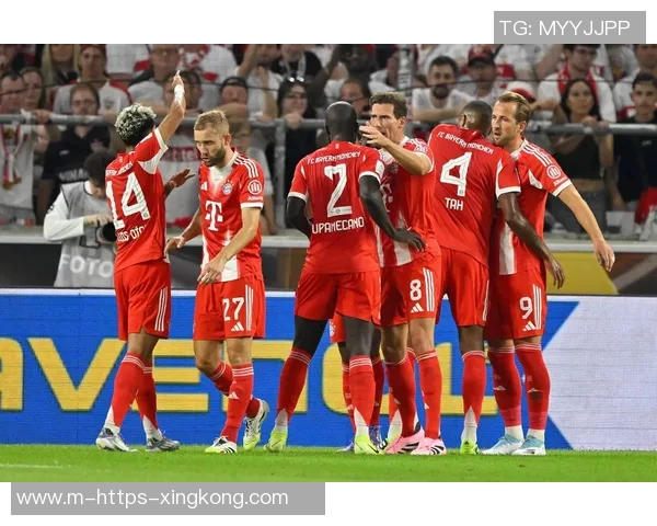 莱万重返德甲与旧主对决拜仁球迷怒斥其背叛与忘恩负义